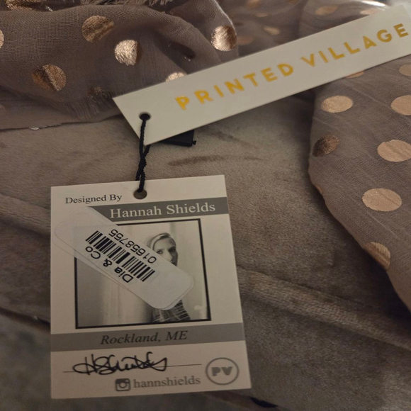 Printed Village 100% polyester beige scarf with metallic champagne color circles - Picture 7 of 8